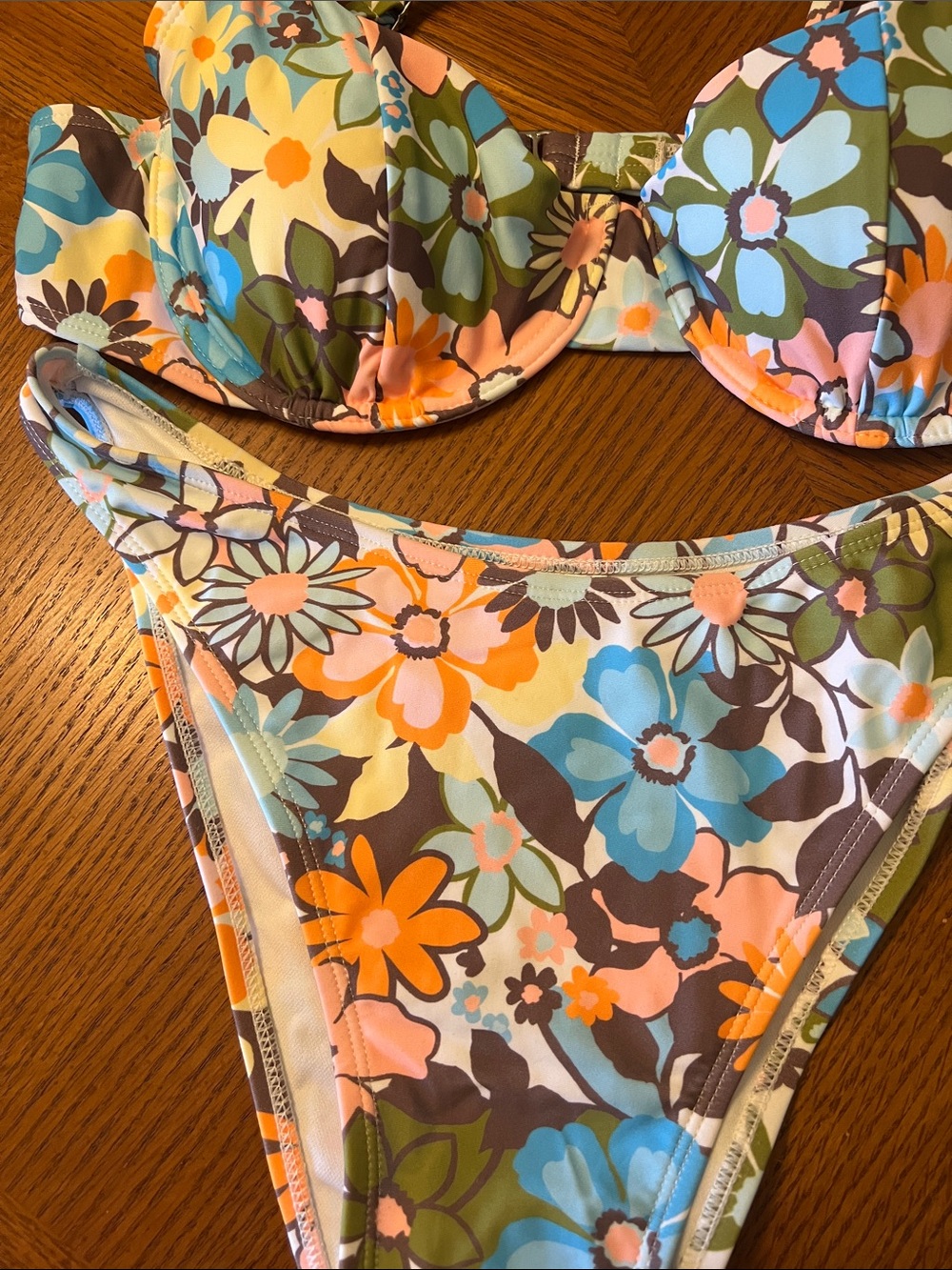 Wild Fable Floral Print Bikini Top in Blue, Green, Pink, Brown great print B21 - Picture 3 of 5